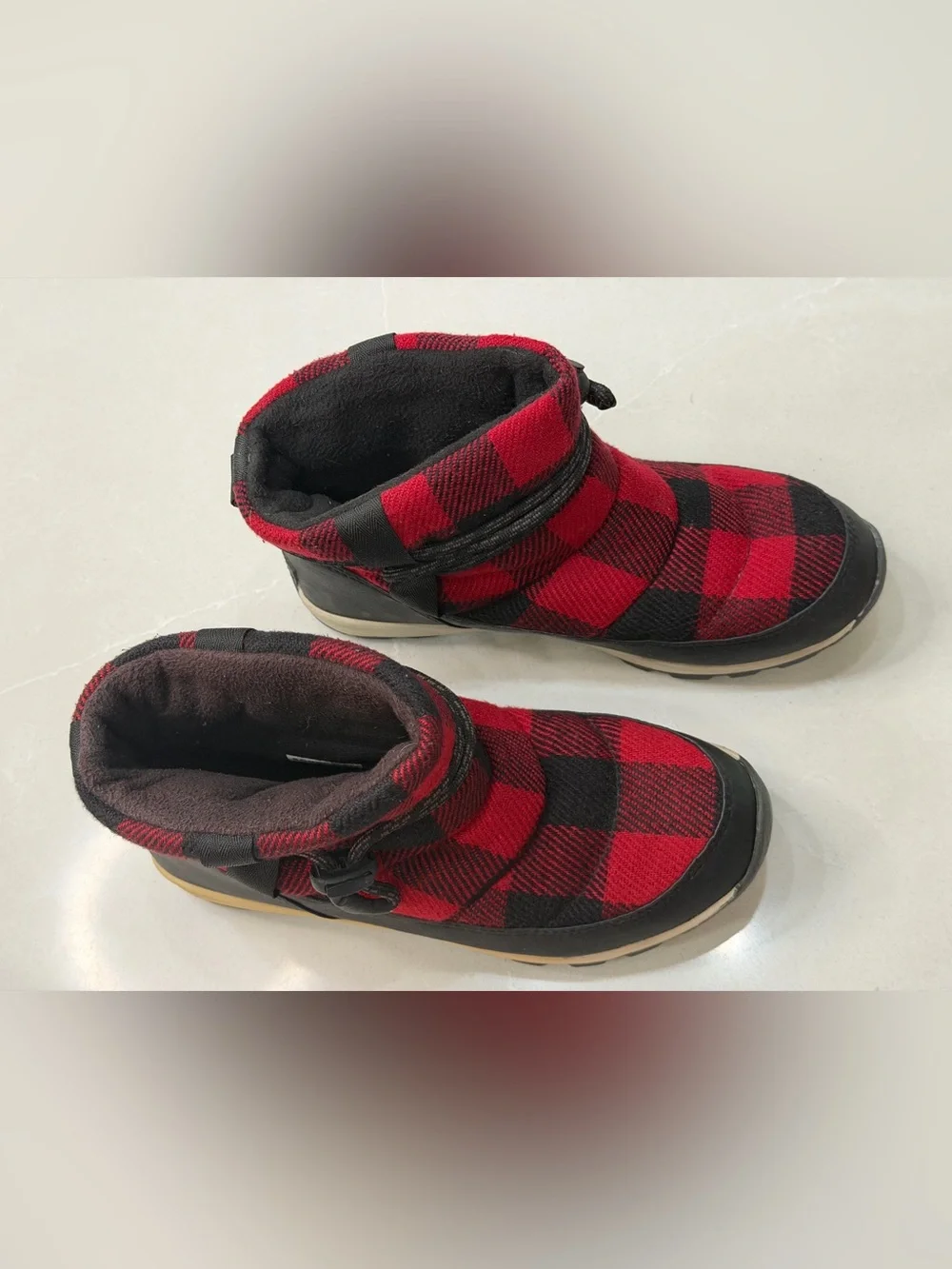 SOREL Whitney Short Red Black Buffalo Plaid Winter Snow Boots Waterproof Size 8
